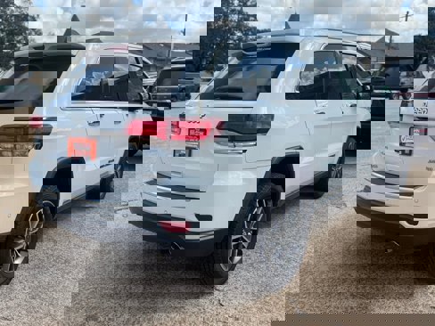Used 2022 Jeep Grand Cherokee Limited image 5