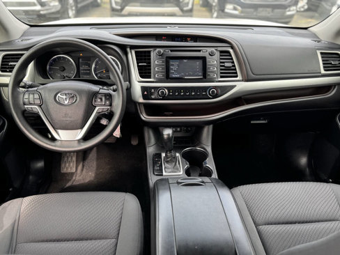 Used 2018 Toyota Highlander Plus image 15