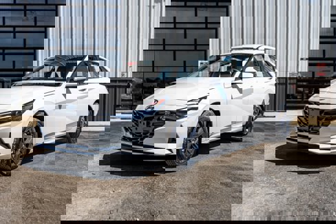 Used 2023 Hyundai Elantra SEL image 1