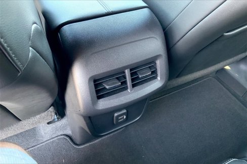 Used 2022 Chevrolet Equinox Premier image 37