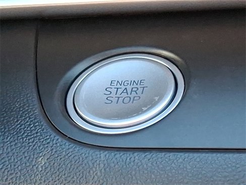 Certified 2025 Hyundai Elantra SEL image 23