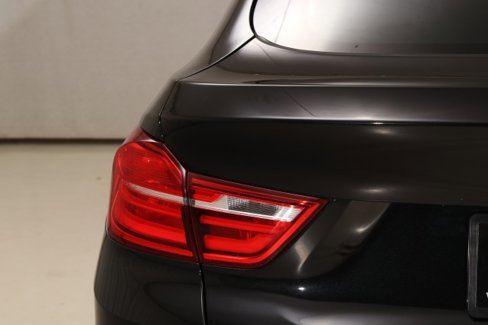 Used 2018 BMW X4 M40i image 21