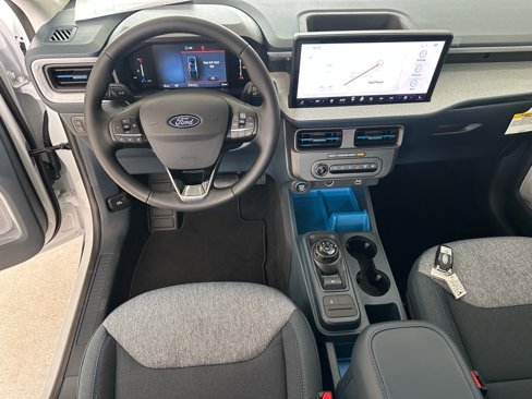 New 2025 Ford Maverick XLT w/ XLT Luxury Package image 28
