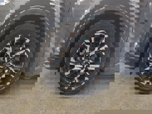 Used 2018 Toyota C-HR XLE image 14