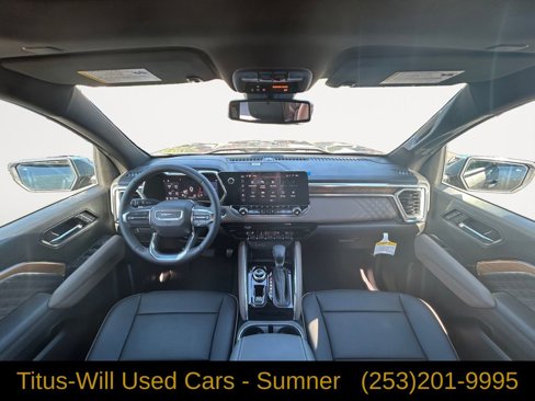 Used 2024 GMC Canyon Denali image 13