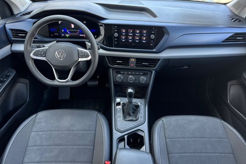 Used 2022 Volkswagen Taos SE image 13