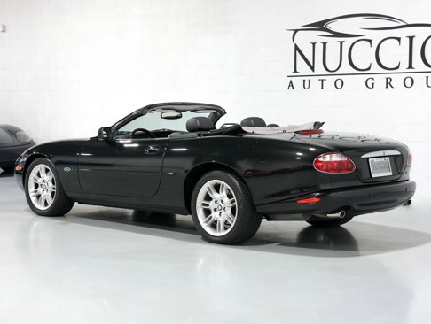 Used 2001 Jaguar XK8 Convertible image 3