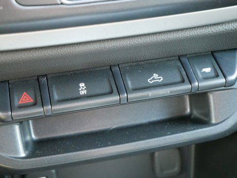 Used 2016 Chevrolet Colorado LT w/ LT Convenience Package image 27