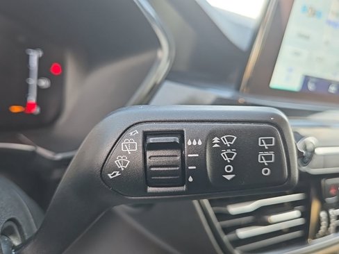 Used 2024 Ford Escape ST-Line image 17