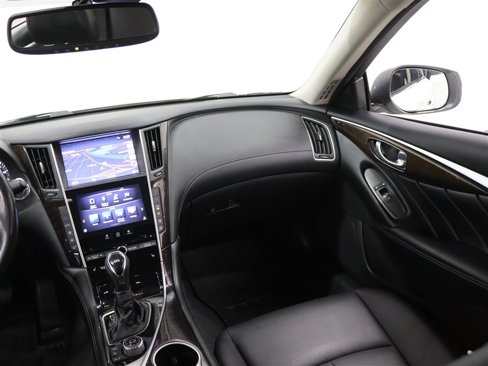 Used 2019 INFINITI Q50 Luxe w/ Essential Package (3.0T Luxe) image 18