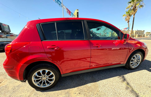 Used 2012 Nissan Versa 1.8 S image 6