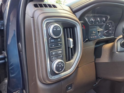 Used 2021 GMC Sierra 1500 SLT w/ SLT Premium Plus Package image 19