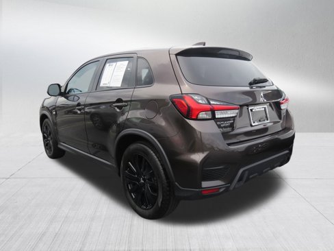 Used 2024 Mitsubishi Outlander Sport LE image 5