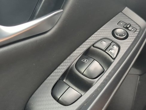 Used 2024 Nissan Sentra SV image 18