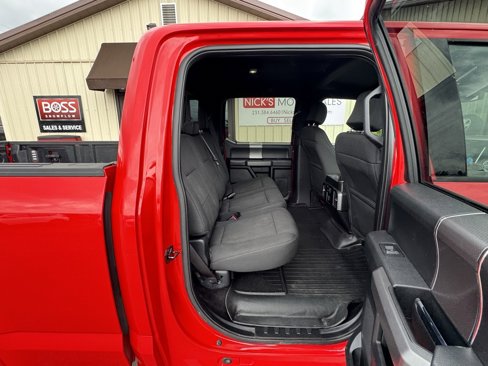 Used 2016 Ford F150 XLT w/ Equipment Group 302A Luxury image 36
