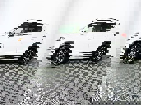 Used 2021 Hyundai Tucson Ultimate w/ Cargo Package image 4
