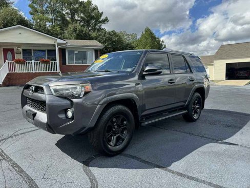 Used 2015 Toyota 4Runner SR5 Premium image 1