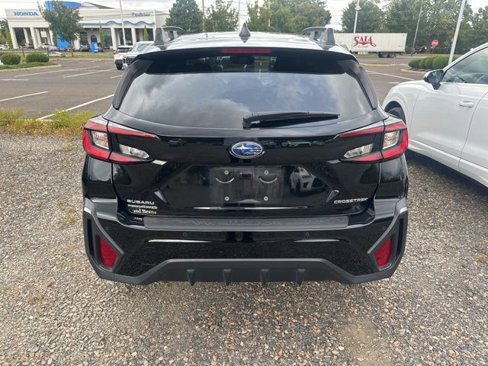 Used 2024 Subaru Crosstrek 2.5i Limited w/ Crosstrek Mirror Package image 5