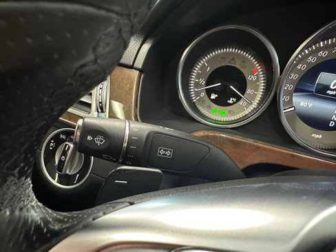 Used 2014 Mercedes-Benz E 350 Sedan image 46