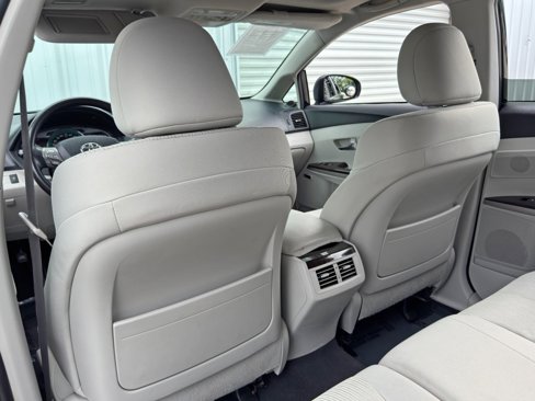 Used 2009 Toyota Venza AWD image 31