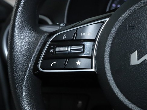 Used 2024 Kia Forte LXS image 22