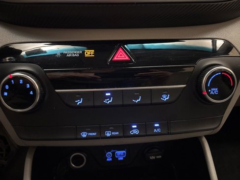 Used 2019 Hyundai Tucson SE image 21