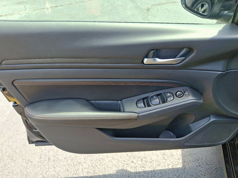 Used 2022 Nissan Altima 2.0 SR image 13