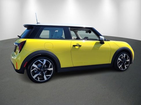 New 2025 MINI Cooper S image 7
