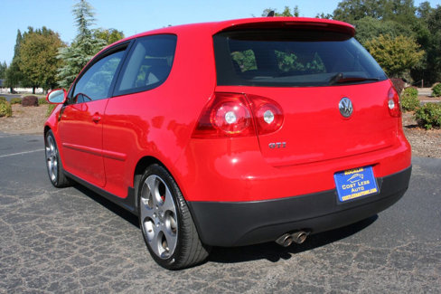 Used 2009 Volkswagen GTI 2-Door image 6