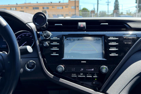 Used 2020 Toyota Camry SE image 13