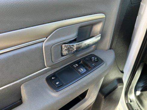 Used 2018 RAM 1500 Express image 7