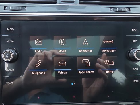 Used 2018 Volkswagen Tiguan SEL image 62