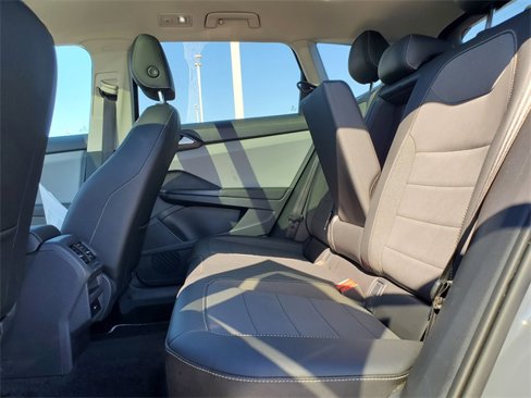 Used 2023 Volkswagen Taos SE image 26