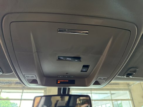 Used 2016 GMC Sierra 1500 SLT w/ SLT Premium Package image 32