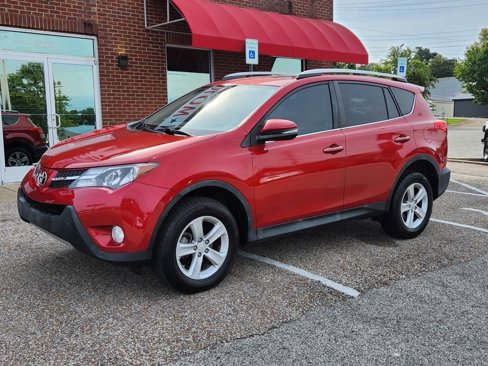 Used 2014 Toyota RAV4 XLE image 2