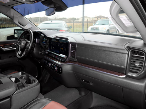 Used 2023 Chevrolet Silverado 1500 LT w/ Texas Edition Plus image 33