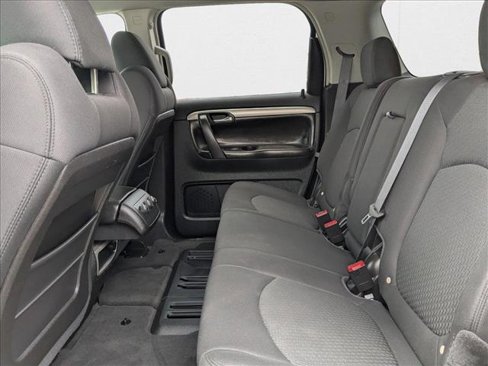 Used 2009 Saturn Outlook XE image 17