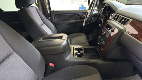 Used 2011 Chevrolet Tahoe LS image 17