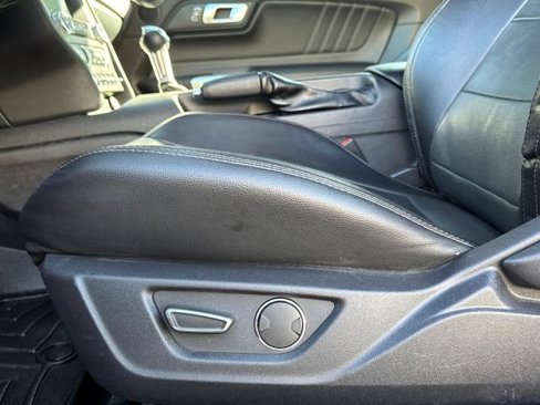 Used 2019 Ford Mustang Premium image 19