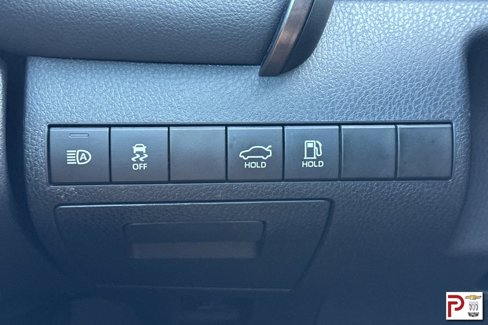 Used 2024 Toyota Camry SE image 29