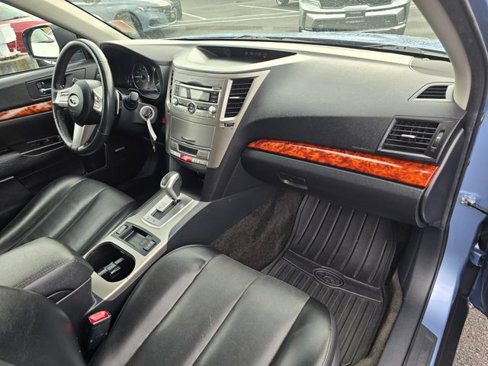 Used 2011 Subaru Outback 2.5i Limited w/ PWR Moonroof Pkg image 13