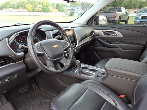 Used 2019 Chevrolet Traverse LT w/ LT Premium Package image 13