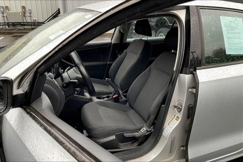 Used 2011 Volkswagen Jetta S image 21