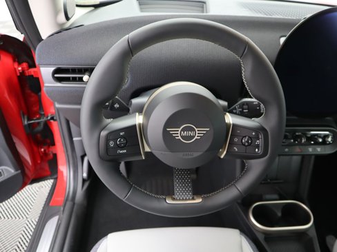 Used 2025 MINI Cooper S image 11