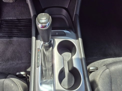 Used 2020 Chevrolet Malibu LS image 16