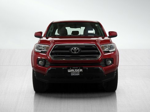 Used 2016 Toyota Tacoma SR5 image 8