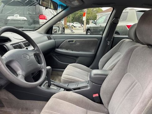 Used 2001 Toyota Camry CE image 5