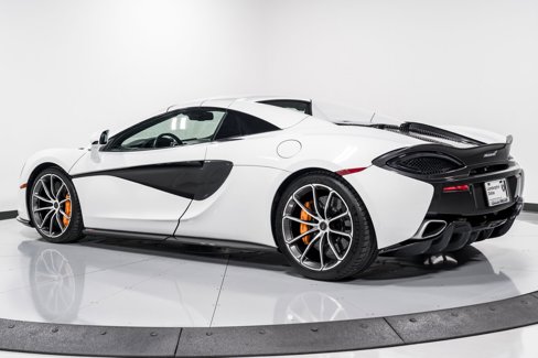 Used 2020 McLaren 570S Spider image 38