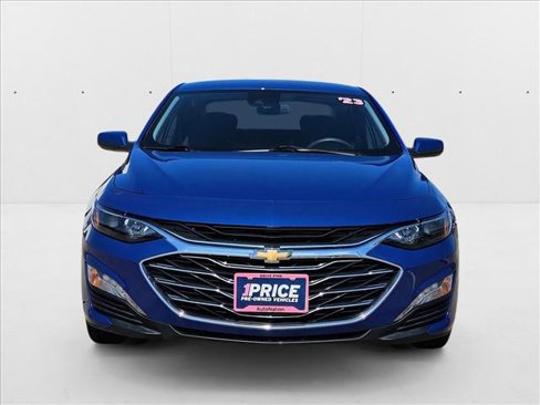 Used 2023 Chevrolet Malibu LT image 2