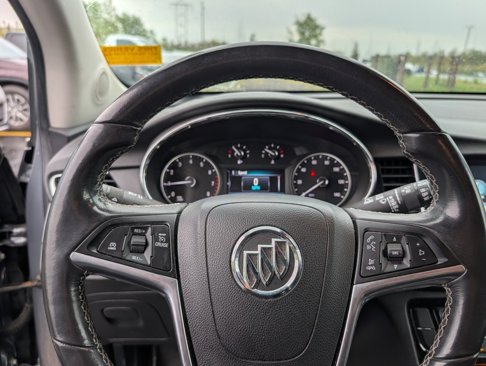Used 2019 Buick Encore Preferred image 10